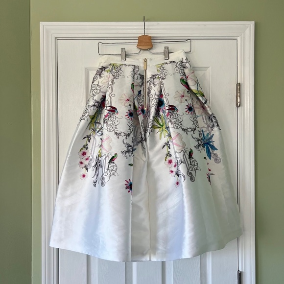 Ted Baker White Floral Petale Passion Flower Full Midi Skirt Size 1 - Picture 6 of 15